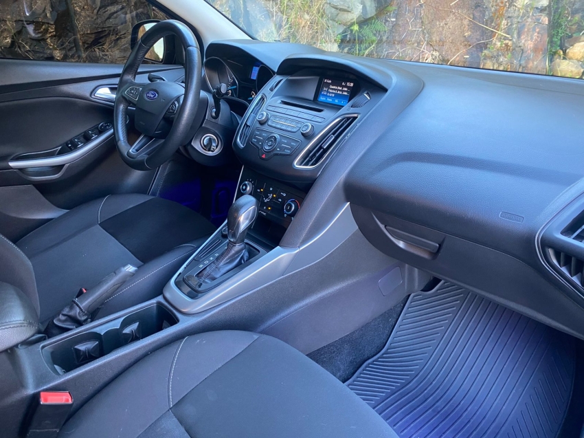 ford focus 2.0 se 16v flex 4p powershift automatico 20198