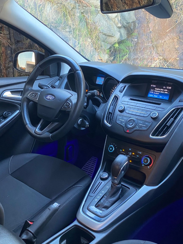 ford focus 2.0 se 16v flex 4p powershift automatico 20197