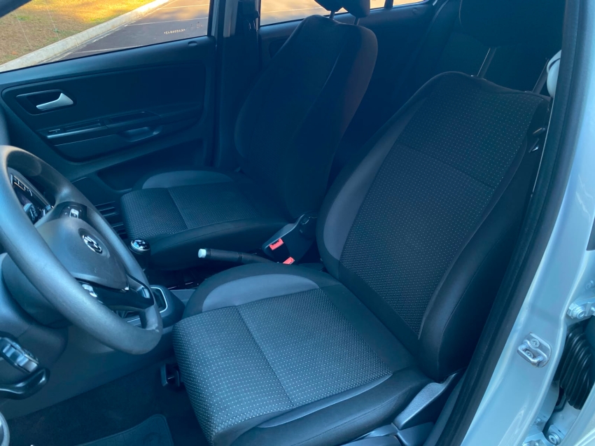 volkswagen fox 1.6 msi total flex connect 4p manual 201913