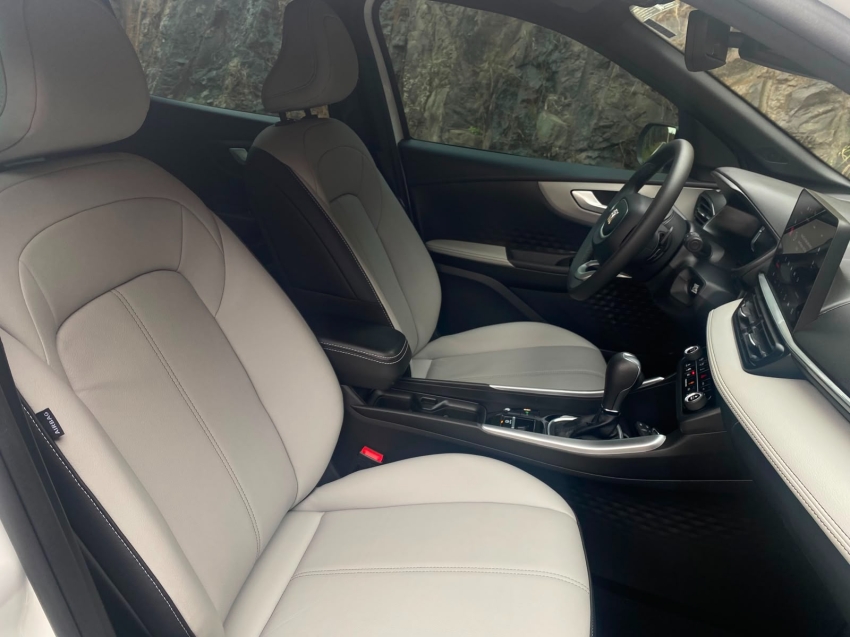fiat fastback 1.0 turbo 200 hybrid impetus cvt flex 4p automatico 202513