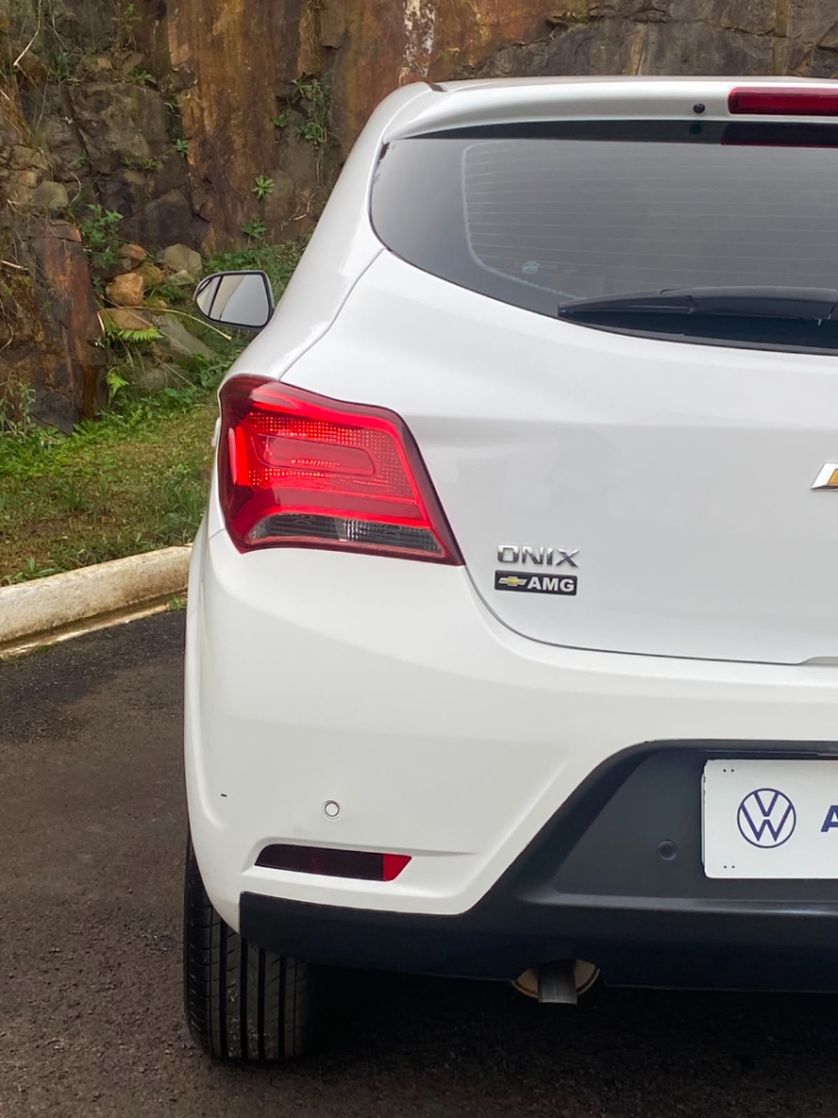 chevrolet onix 1.4 mpfi activ 8v flex 4p manual 20195