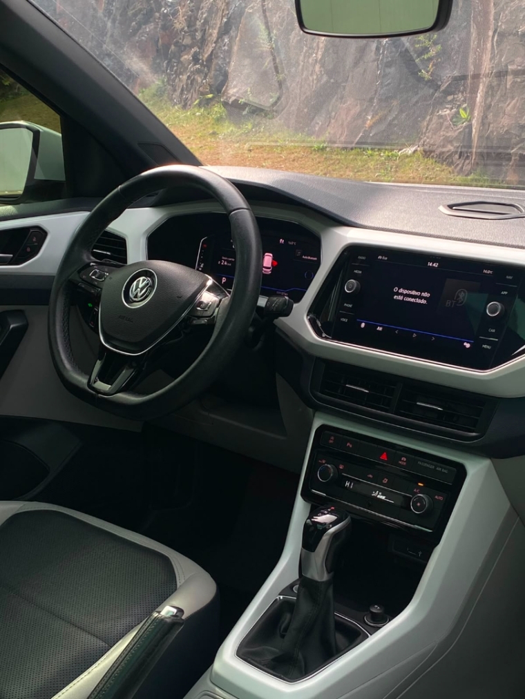 volkswagen t-cross 1.4 250 tsi total flex highline automatico 4p 202021