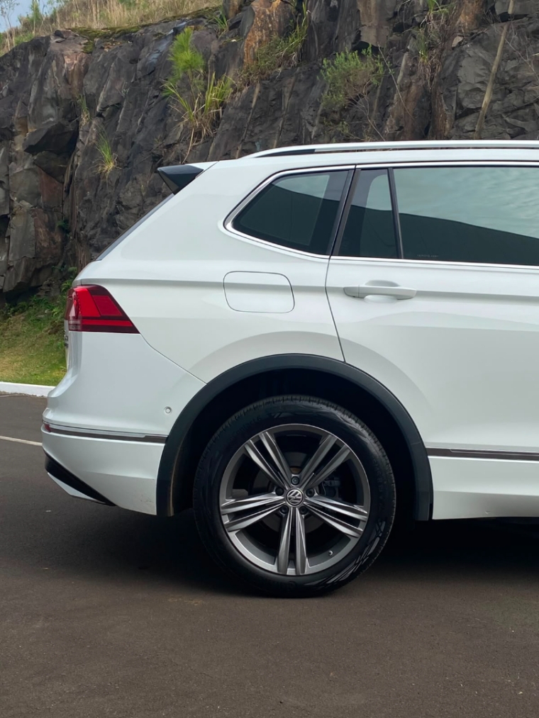 volkswagen tiguan 2.0 350 tsi gasolina allspace r-line 4motion dsg 4p automatico 201911