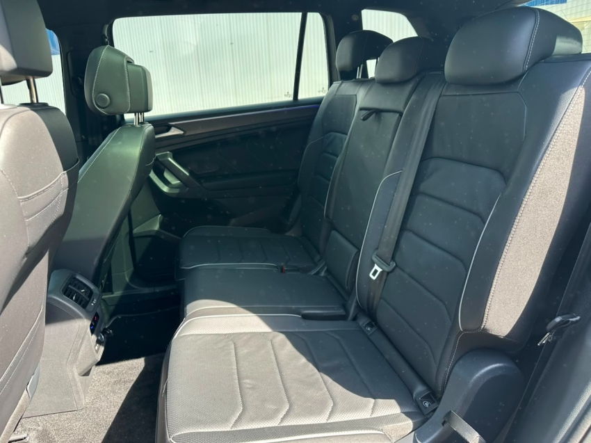 volkswagen tiguan 2.0 300 tsi gasolina allspace r-line automatico 4p 202413