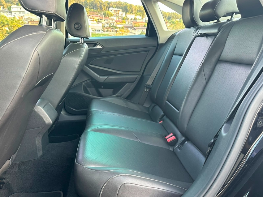 volkswagen jetta 1.4 250 tsi total flex comfortline tiptronic 4p automatico 201810