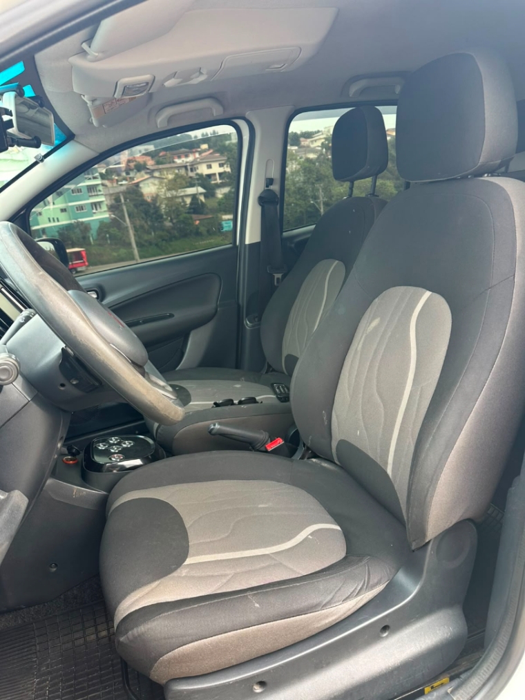 fiat uno 1.4 evo way 8v flex 4p automatizado semiautomatico 20166