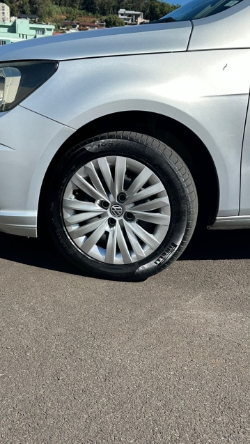 volkswagen voyage 1.6 16v msi totalflex 4p automatico flex 20213