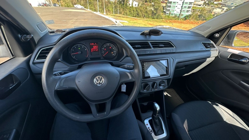 volkswagen voyage 1.6 16v msi totalflex 4p automatico flex 202110