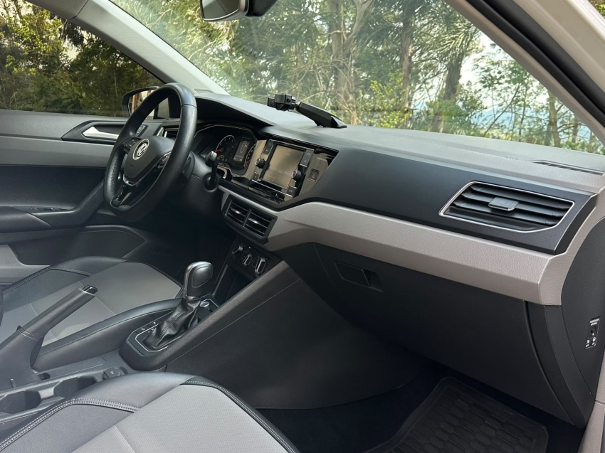 volkswagen polo 1.0 200 tsi comfortline automatico flex 4p 202017