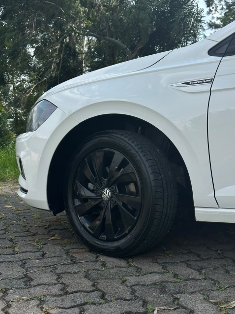volkswagen polo 1.0 200 tsi comfortline automatico flex 4p 20201
