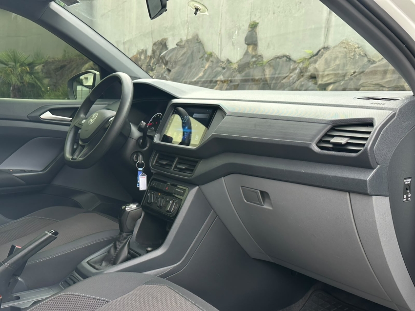 volkswagen t-cross 1.0 200 tsi total flex sense automatico 4p 20235