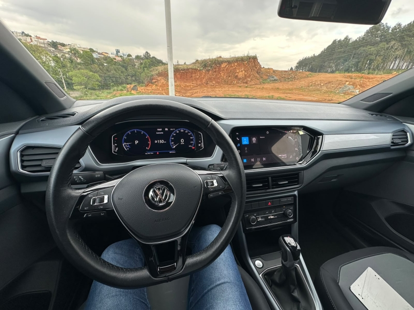 volkswagen t-cross 1.0 200 tsi total flex comfortline automatico 4p 202118