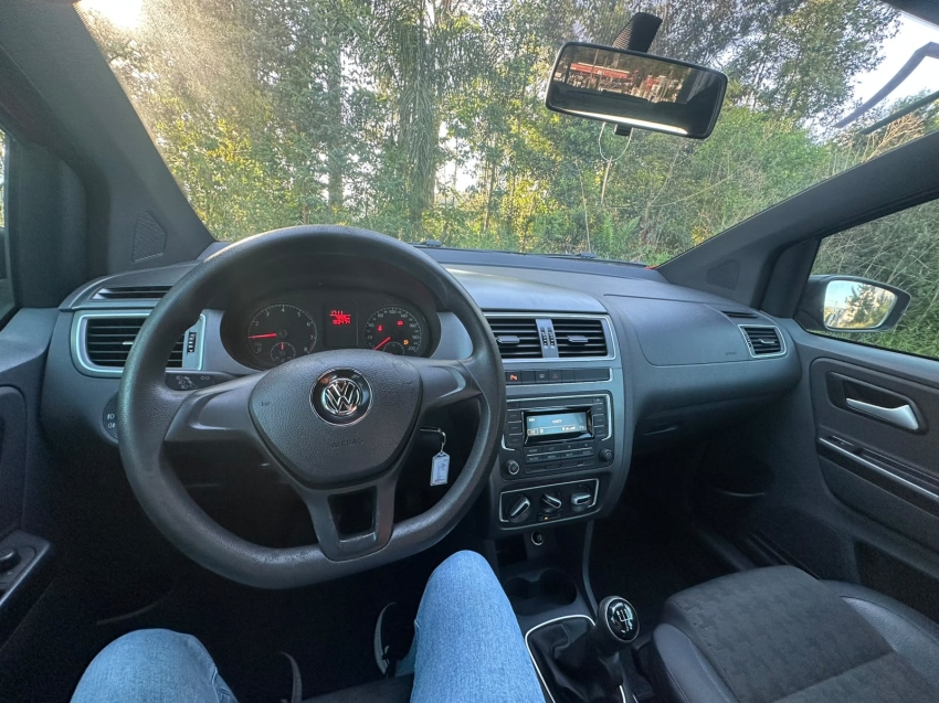 volkswagen fox 1.0 mpi track 12v flex 4p manual 201710