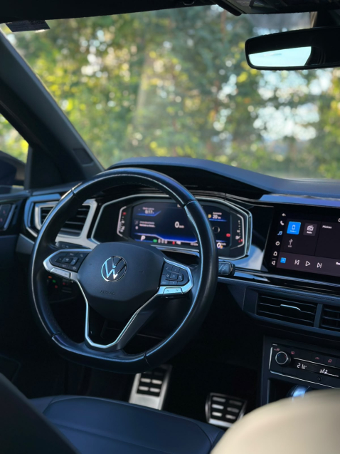 volkswagen nivus 1.0 200 tsi total flex highline automatico 4p 202110