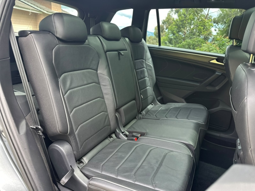 volkswagen tiguan 2.0 300 tsi gasolina allspace r-line automatico 4p 202422