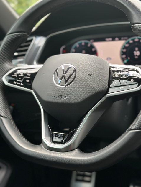 volkswagen tiguan 2.0 300 tsi gasolina allspace r-line automatico 4p 202414