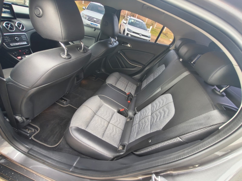 gla 200 style 1.6 turbo - 201912