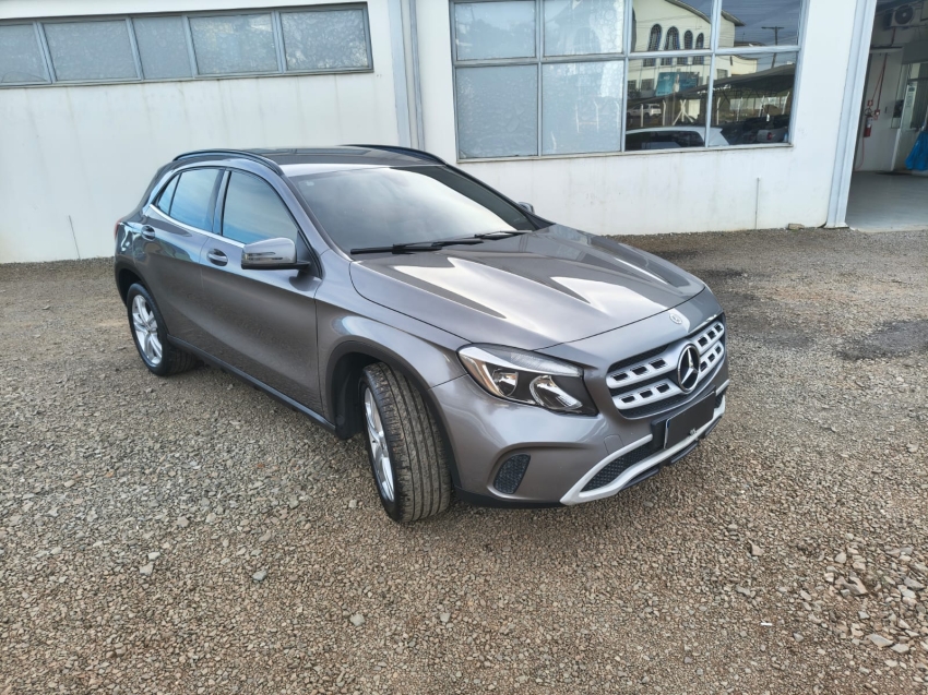 gla 200 style 1.6 turbo - 20192