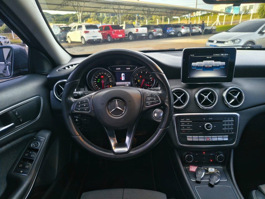 gla 200 style 1.6 turbo - 201910