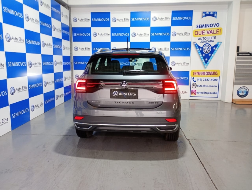 volkswagen t-cross 1.4 250 tsi total flex highline automatico 4p 2024