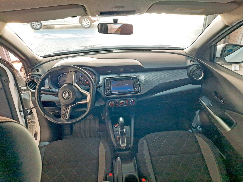 nissan kicks 1.6 16v flexstart sv 4p xtronic flex automatico 201816