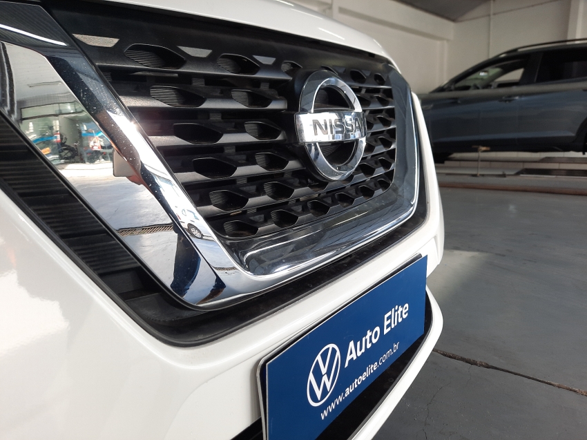 nissan kicks 1.6 16v flexstart sv 4p xtronic flex automatico 201810