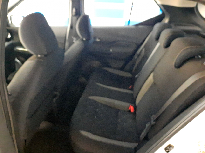 nissan kicks 1.6 16v flexstart sv 4p xtronic flex automatico 201815