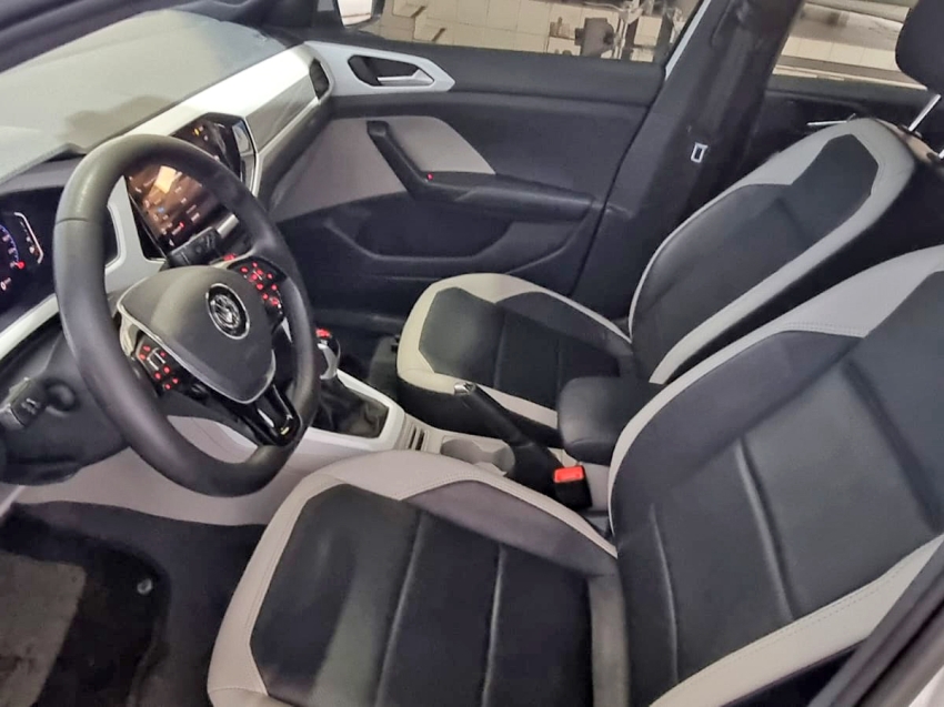 volkswagen t-cross 1.4 250 tsi total flex highline automatico 4p 20217