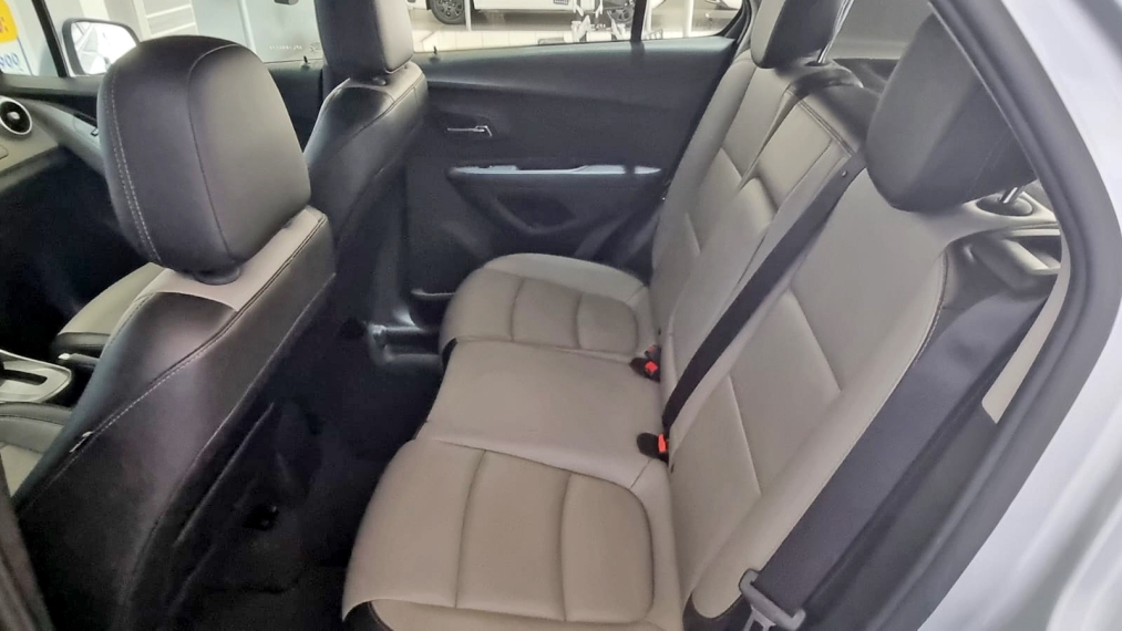 chevrolet tracker 1.8 mpfi ltz 4x2 16v flex 4p automatico 20154