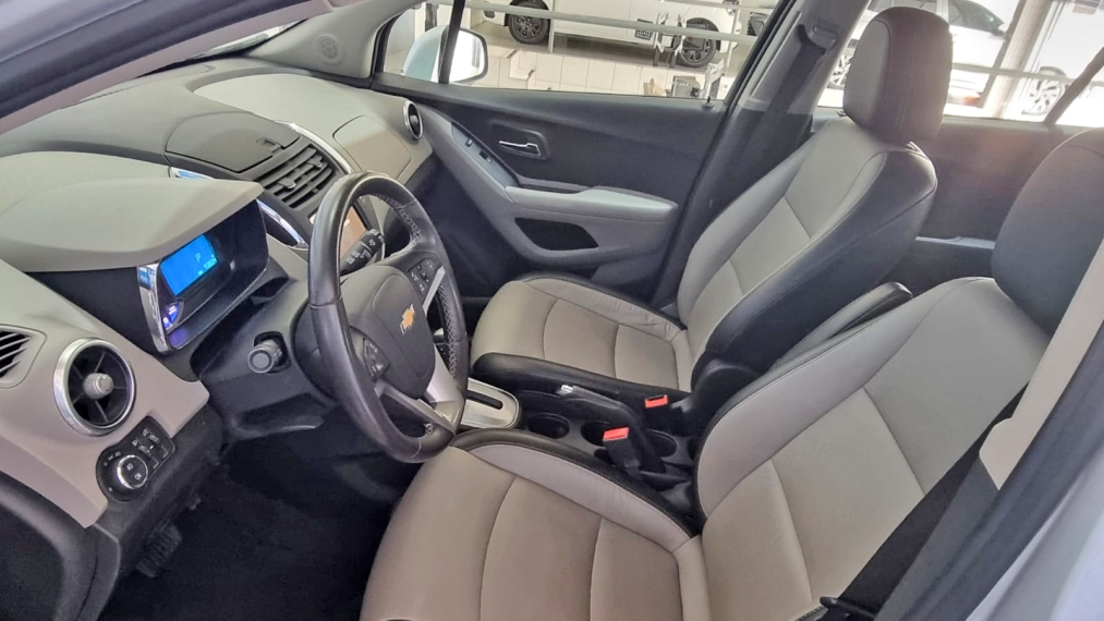 chevrolet tracker 1.8 mpfi ltz 4x2 16v flex 4p automatico 20155