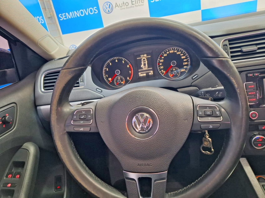 volkswagen jetta 2.0 comfortline flex 4p tiptronic automatico 20135