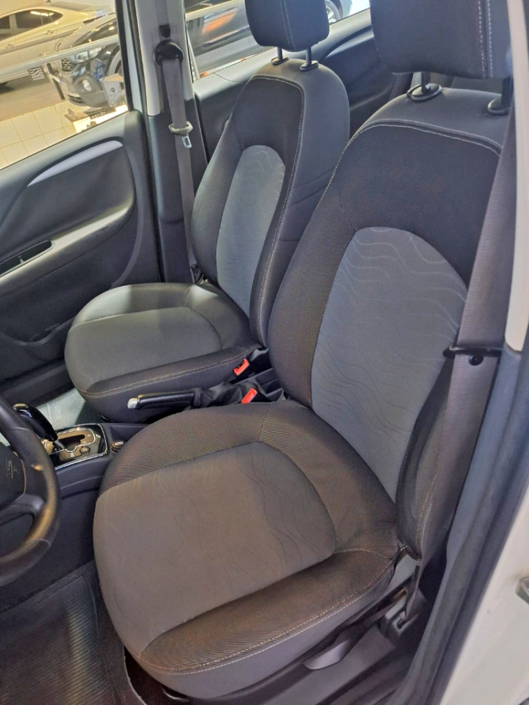 fiat punto 1.6 essence 16v flex 4p manual 20154