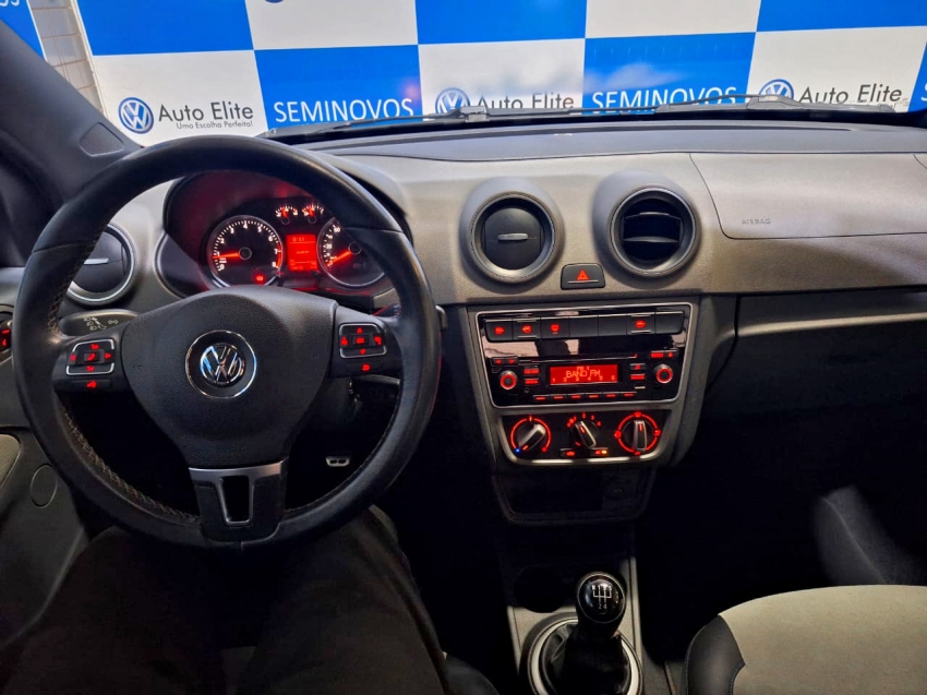 volkswagen voyage 1.6 mi evidence 8v flex 4p automatizado manual 20156