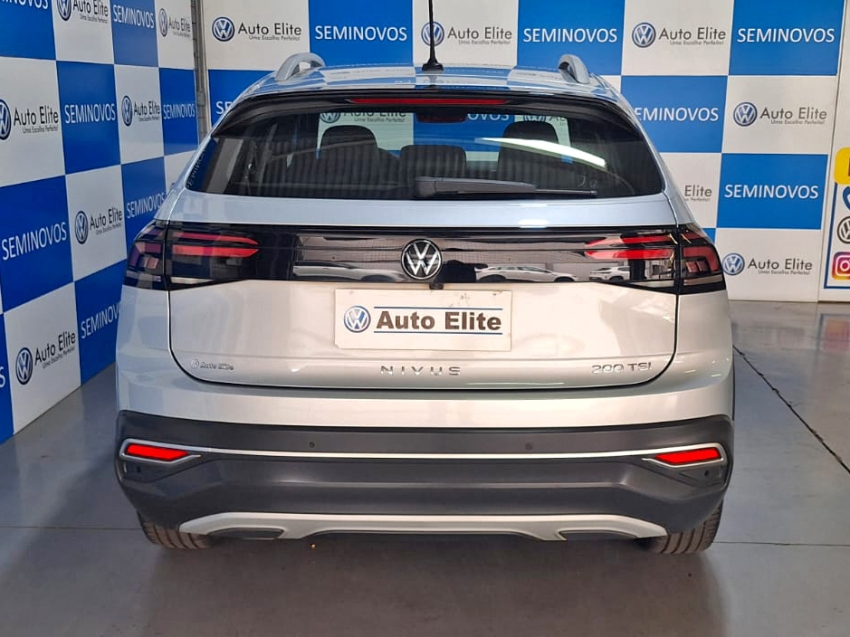 volkswagen nivus 1.0 200 tsi total flex highline automatico 4p 20213