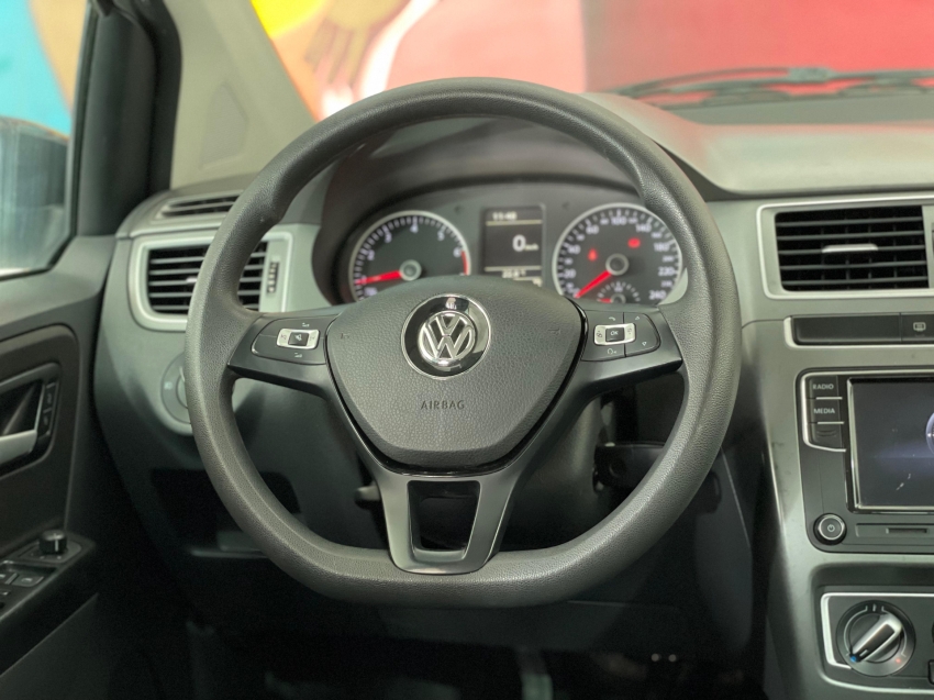 volkswagen fox 1.6 msi total flex connect 4p manual 2018
