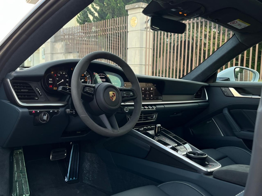 porsche 911 3.8 24v h6 gasolina turbo s pdk 2p automatico 2024