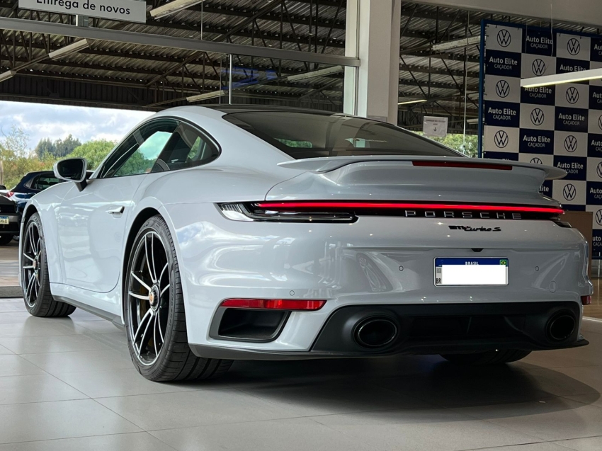 porsche 911 3.8 24v h6 gasolina turbo s pdk 2p automatico 2024