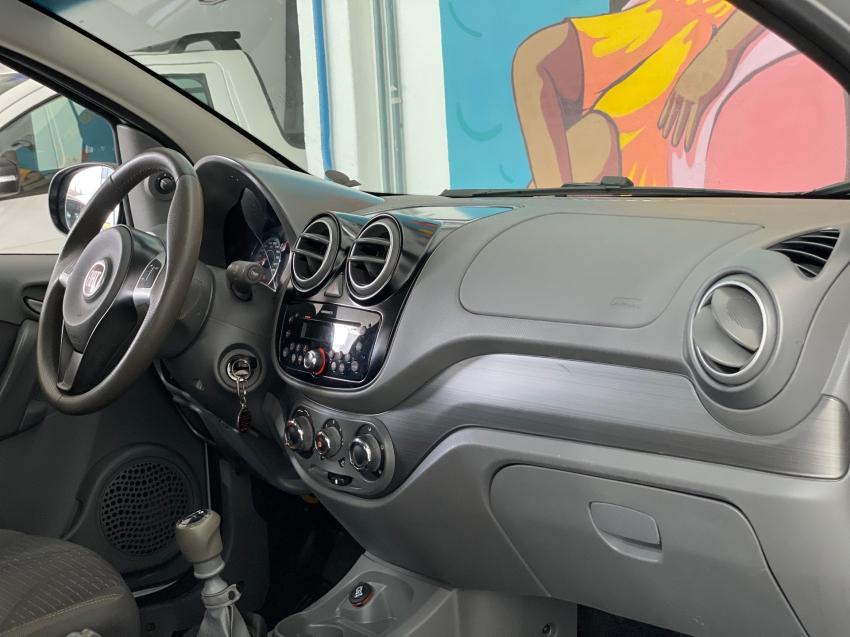 fiat palio 1.0 mpi attractive 8v flex 4p manual 2016