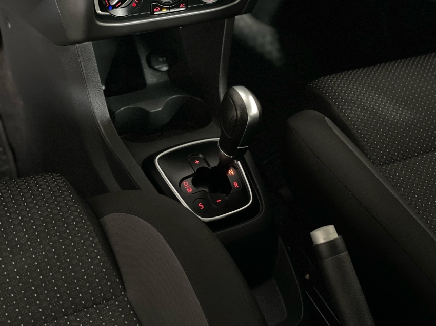 volkswagen fox 1.6 msi total flex connect 4p i-motion automatico 2019