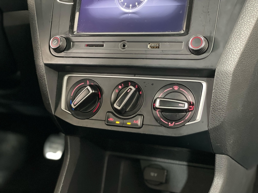 volkswagen saveiro 1.6 cross cd 16v flex 2p manual 4p automatico 2019