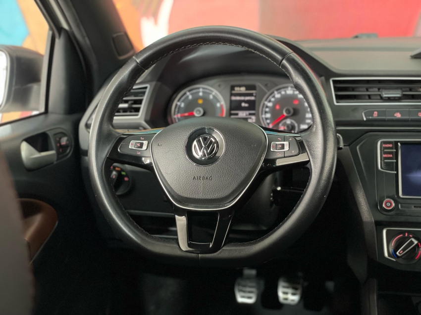 volkswagen saveiro 1.6 cross cd 16v flex 2p manual 4p automatico 2019