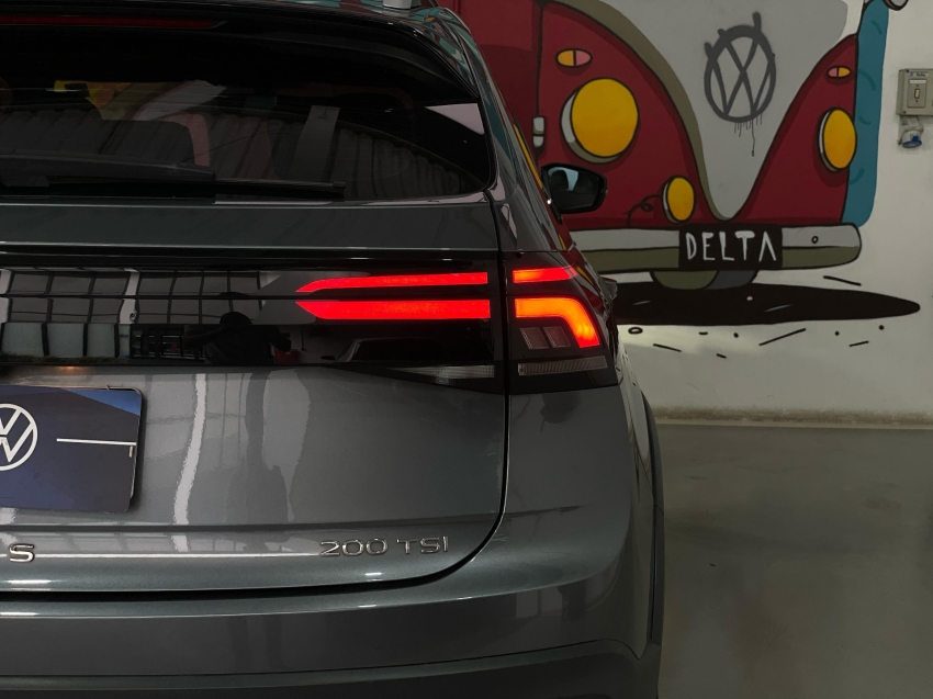 volkswagen nivus 1.0 200 tsi total flex highline automatico 4p 2023