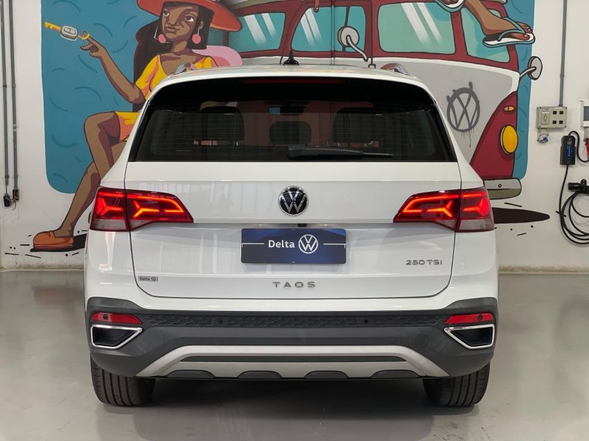 volkswagen taos 1.4 250 tsi total flex highline automatico 4p 2022