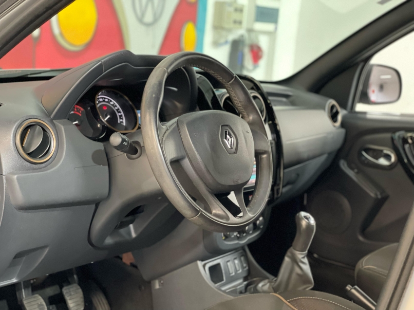 renault duster 1.6 16v sce flex dynamique manual 4p 2019