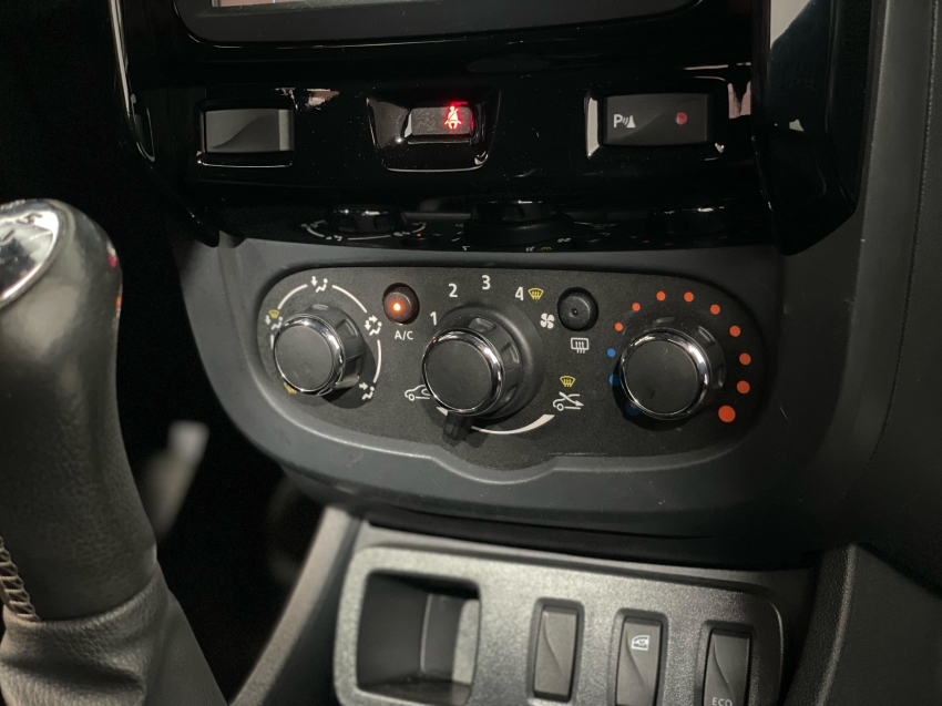 renault duster 1.6 16v sce flex dynamique manual 4p 2019