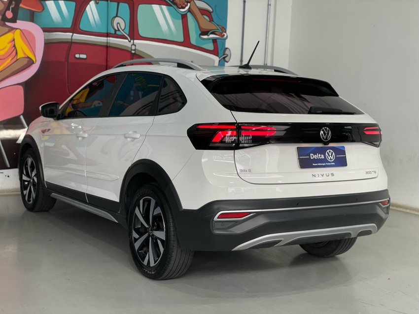 volkswagen nivus 1.0 200 tsi total flex highline automatico 4p 2023