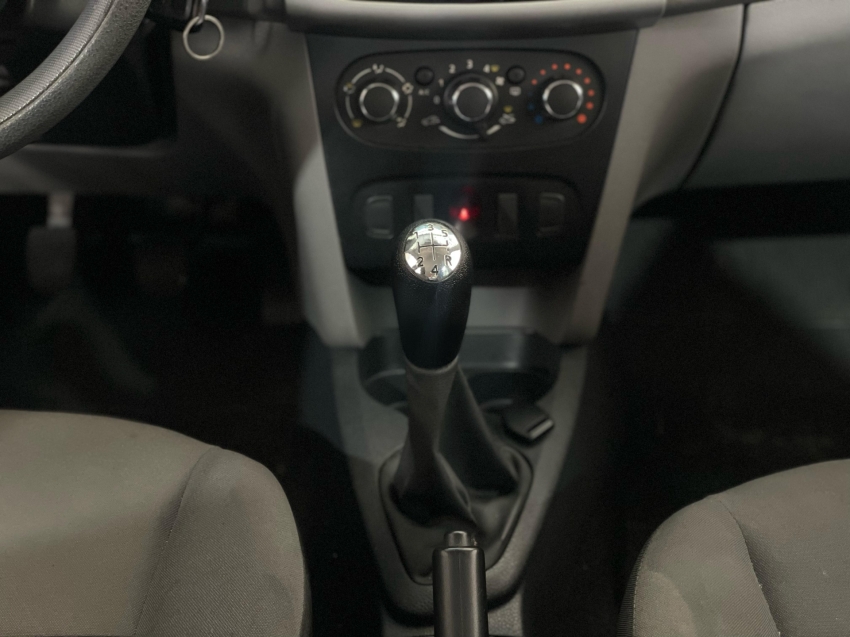 renault logan 1.0 12v sce flex expression manual 4p 2018
