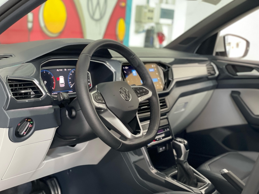 volkswagen t-cross 1.4 250 tsi total flex highline automatico 4p 2024