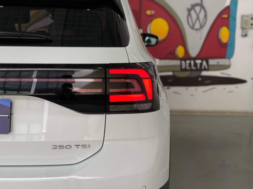 volkswagen t-cross 1.4 250 tsi total flex highline automatico 4p 2024