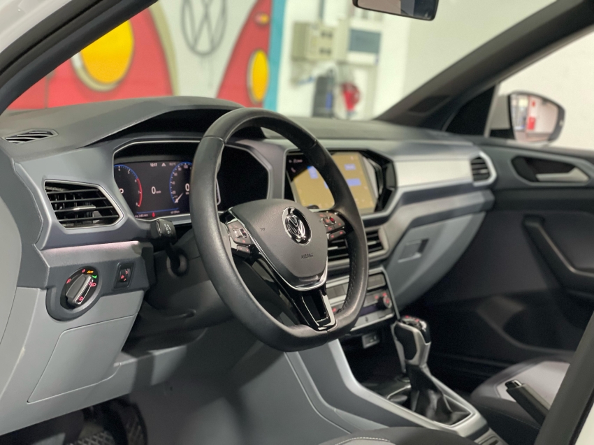 volkswagen t-cross 1.0 200 tsi total flex comfortline automatico 4p 2021